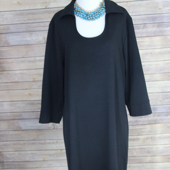 AVENUE Black 3/4 Sleeve Rounded-Neck Maxi Dress - Picture 1 of 8